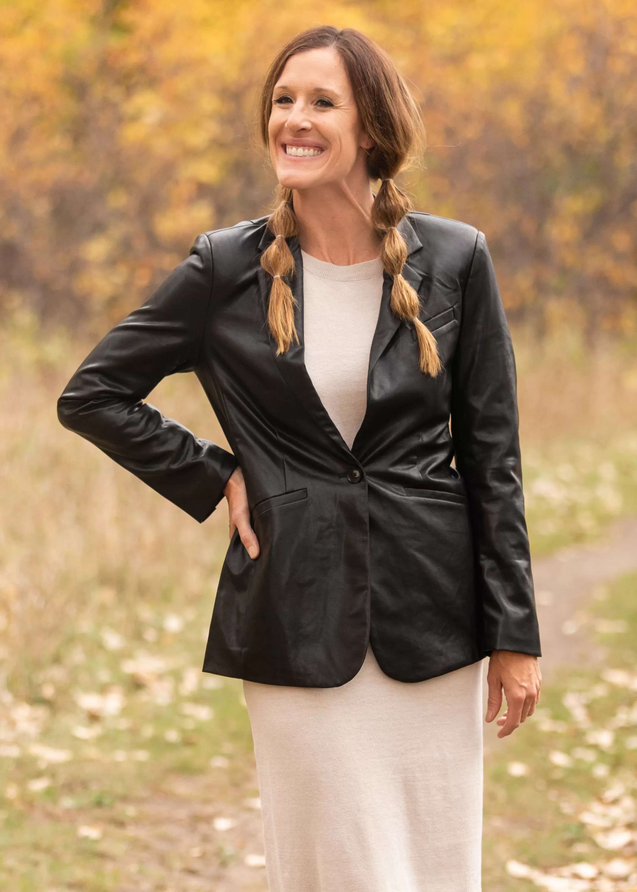 Discount Sandelle Faux Leather Blazer Women Nursing Friendly